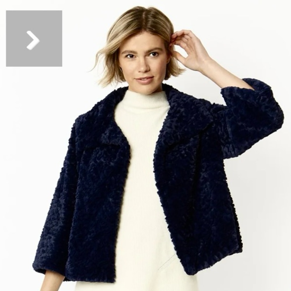 JAYLEY Black lined Teddy Jacket with Plush Texture one size